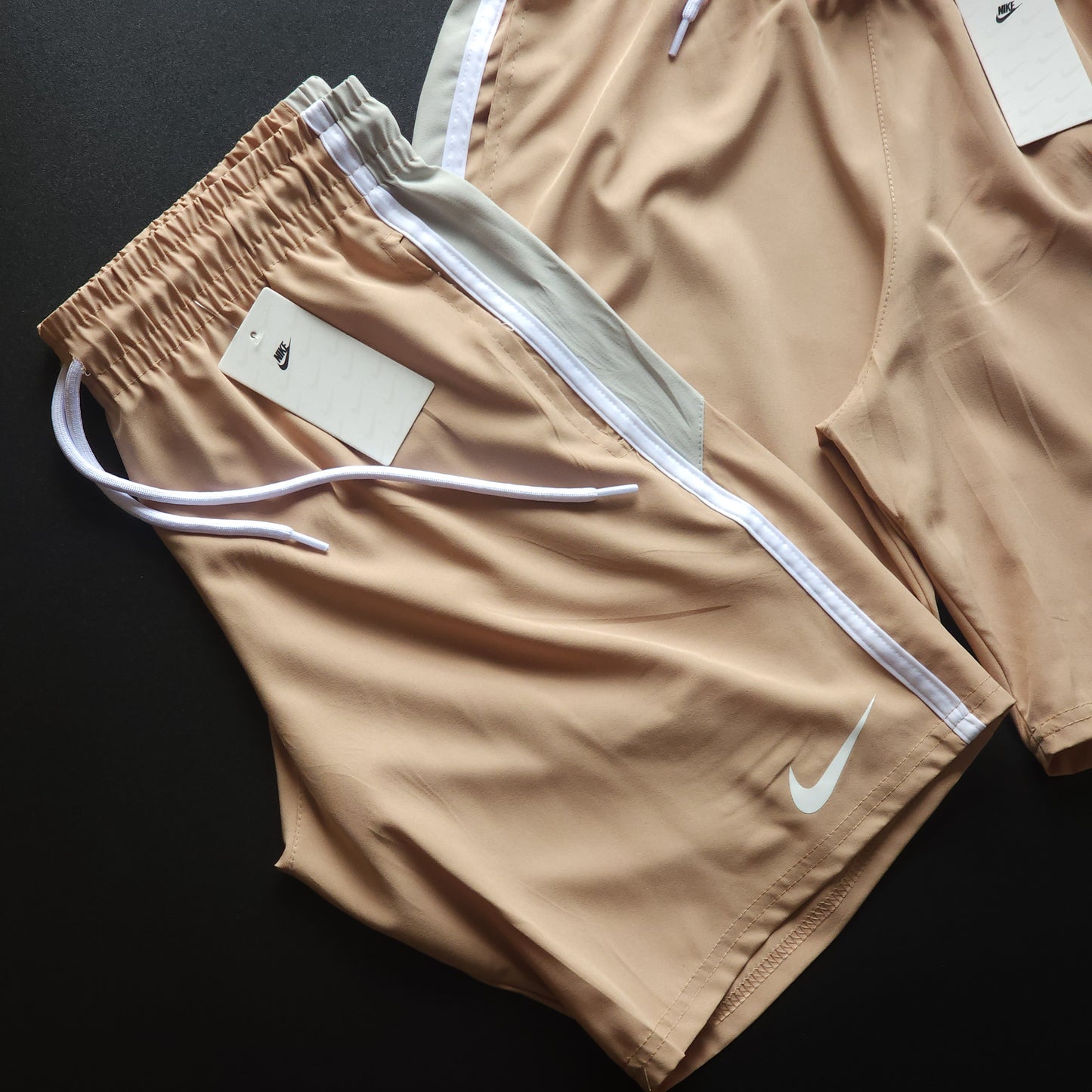 Short Elastano Bege