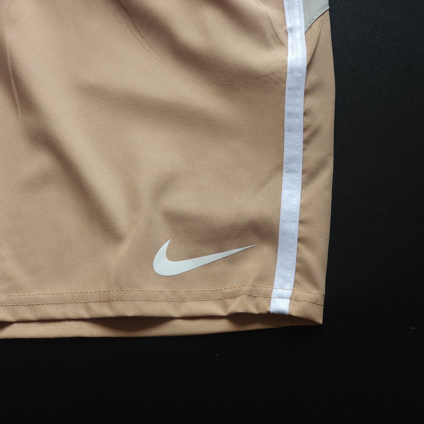 Short Elastano Bege