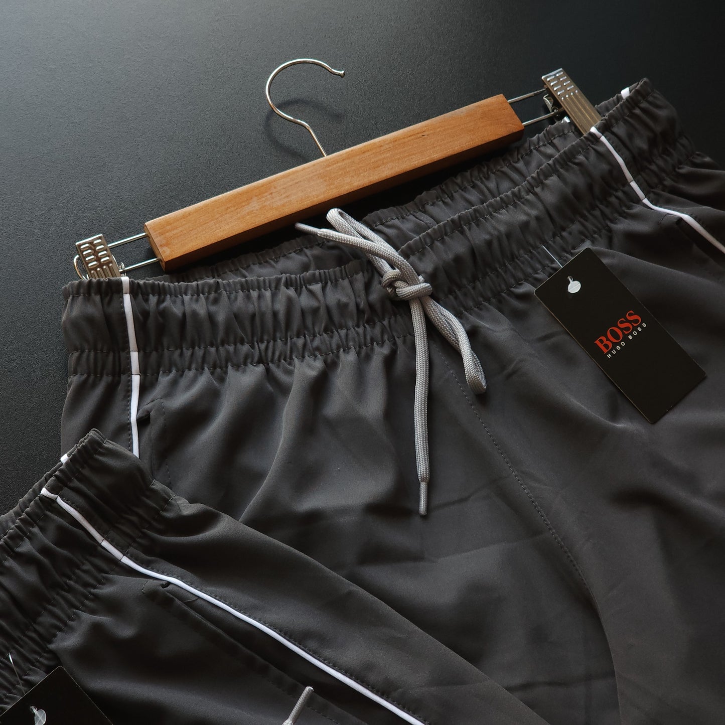 Short Elastano Cinza Chumbo