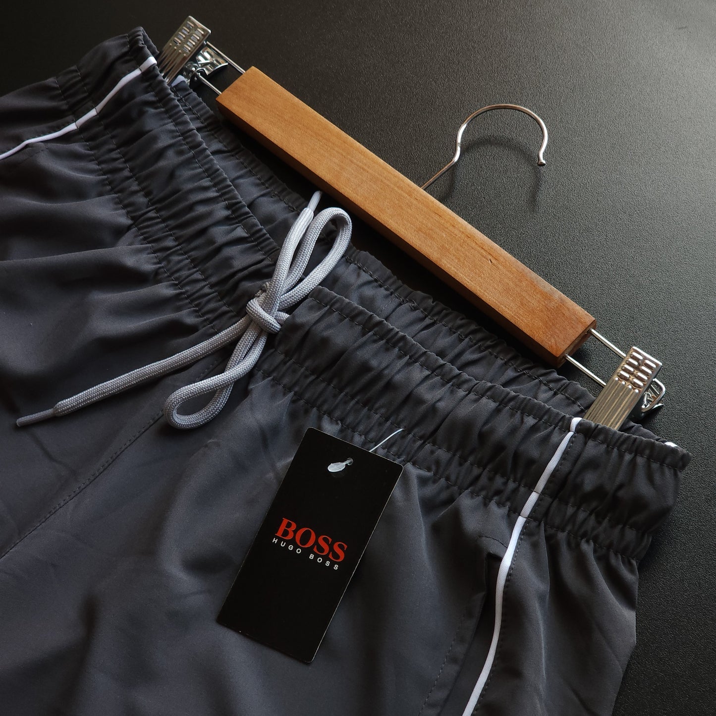 Short Elastano Cinza Chumbo