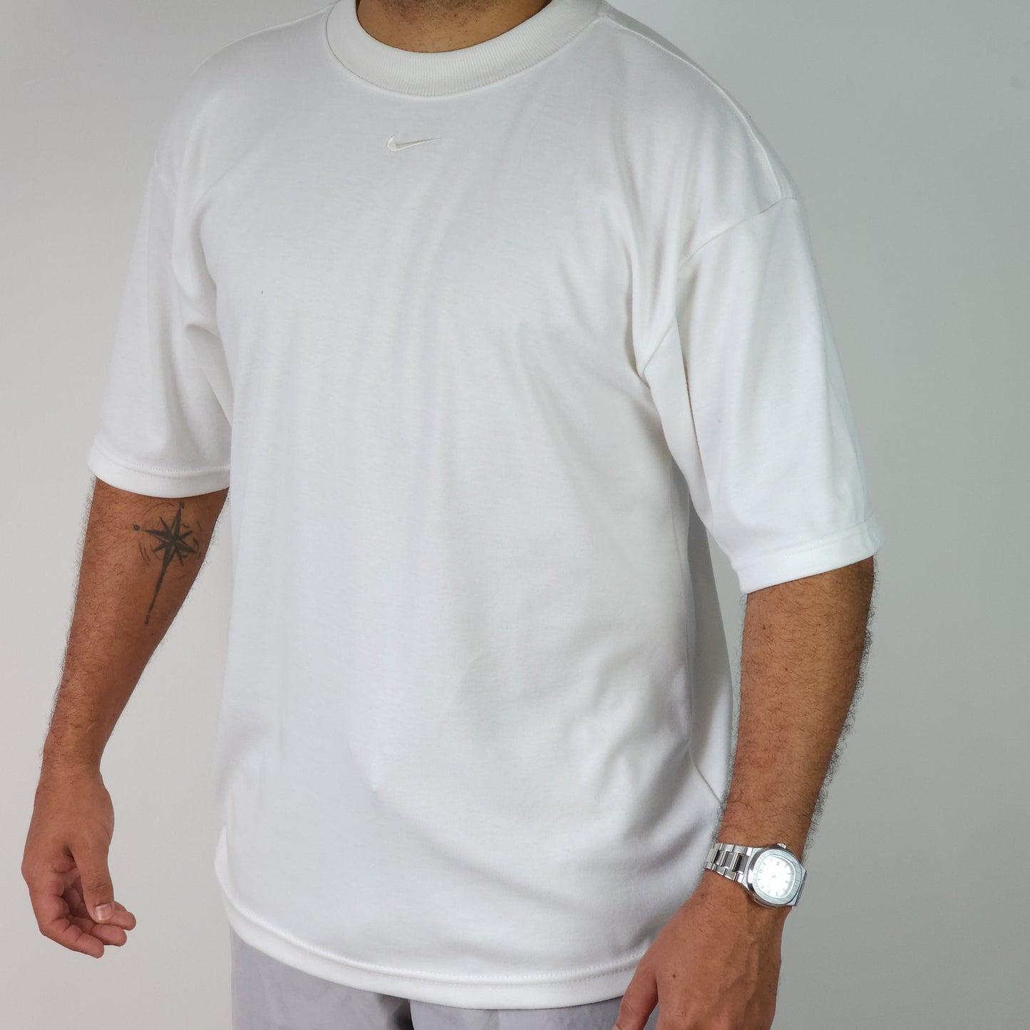 Camiseta Oversized Malha Suedine Gold - 220 de gramatura