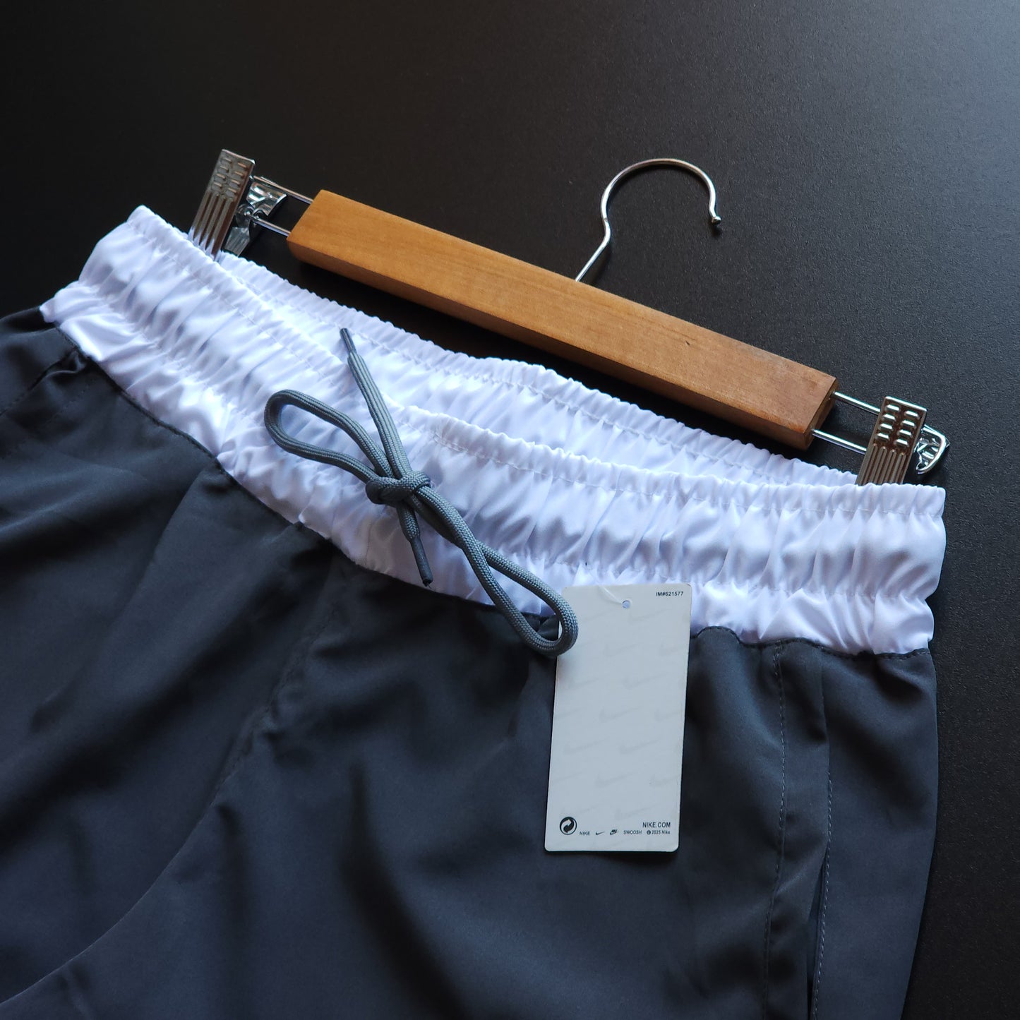 Short Elastano Cinza Chumbo