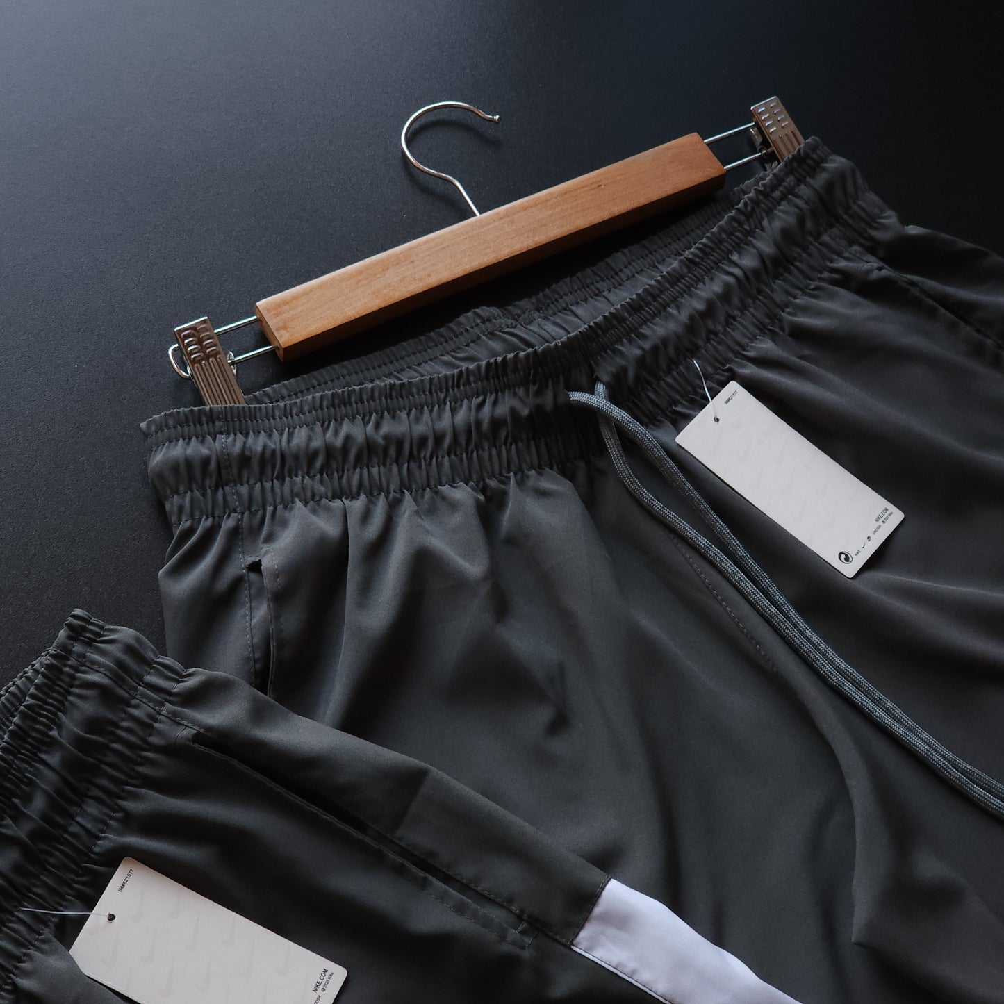 Short Elastano Cinza Chumbo