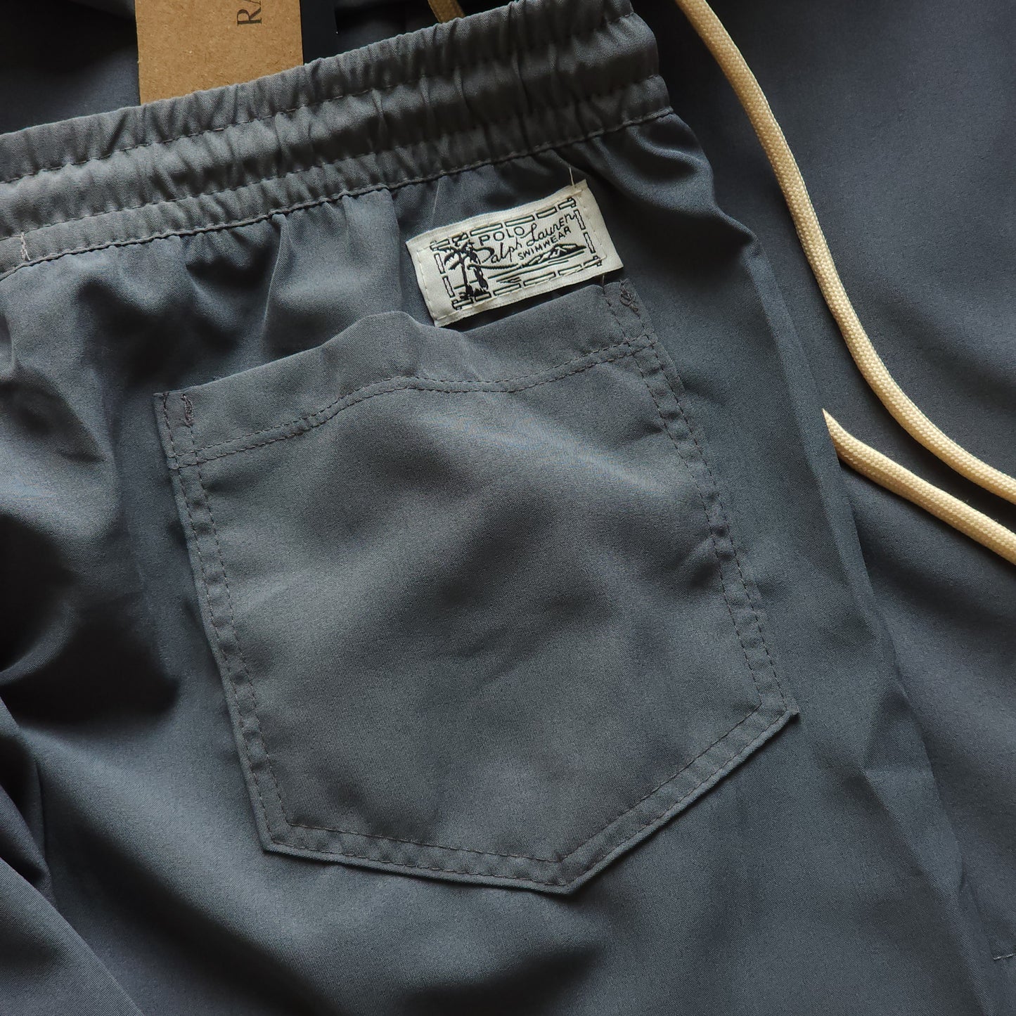 SHORT MAURICINHO LINHA LUXO - CINZA CHUMBO