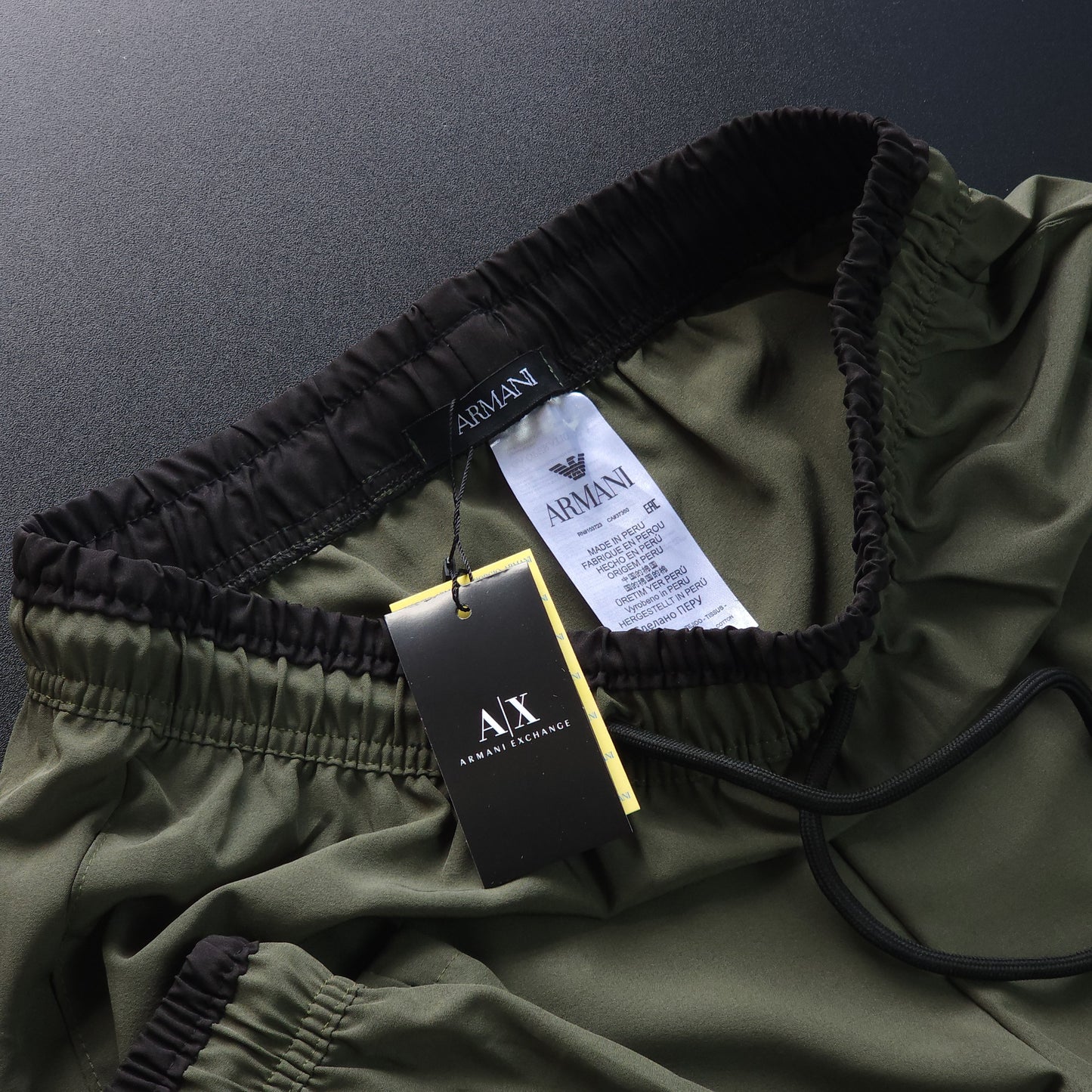 SHORT MAURICINHO LINHA LUXO - VERDE MILITAR