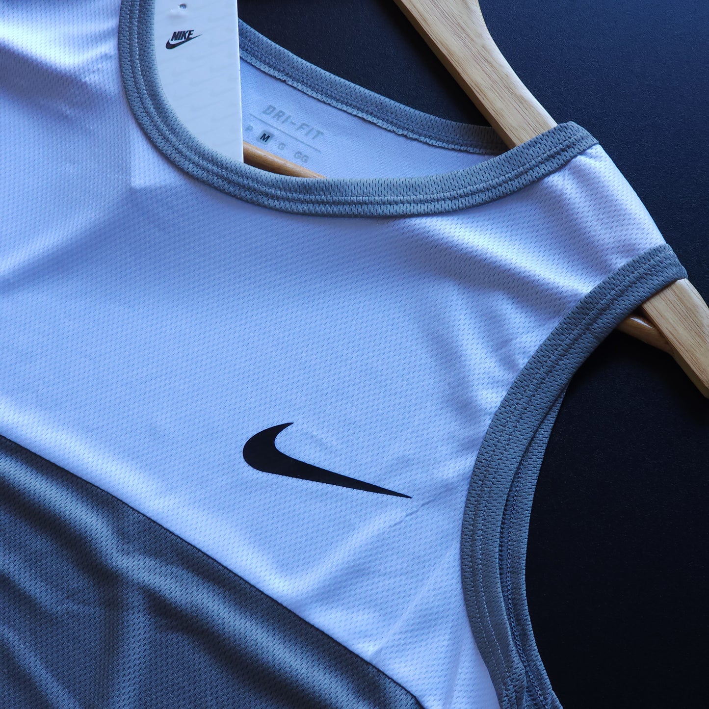 Camiseta regata Dry-Fit Grão de Arroz