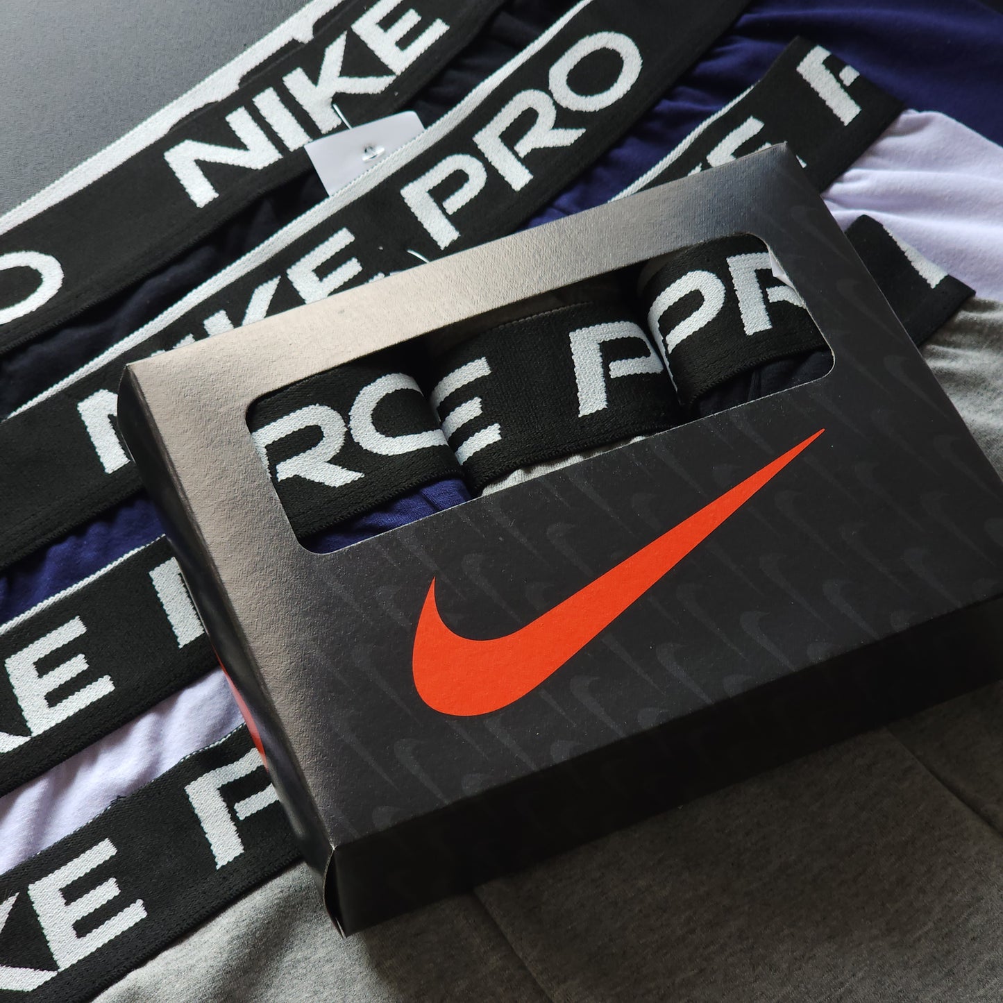 1 GRADE (12 CUECAS) PREMIUM COR ÚNICA PRETO - (4 CAIXINHAS GRÁTIS)