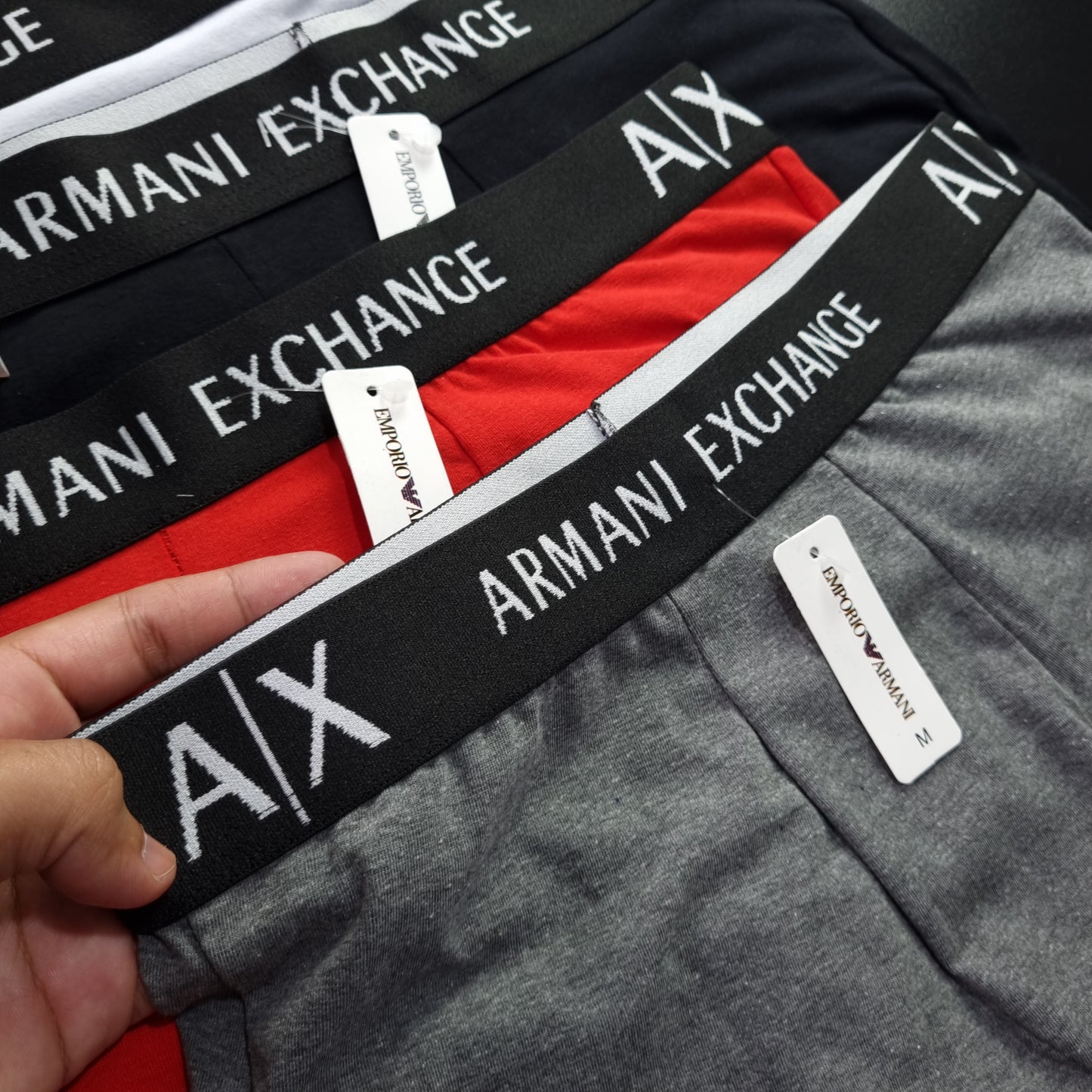 12 CUECAS LUXO ( 1 grade ) COM 3 CORES - ACOMPANHA 4 CAIXINHAS GRÁTIS