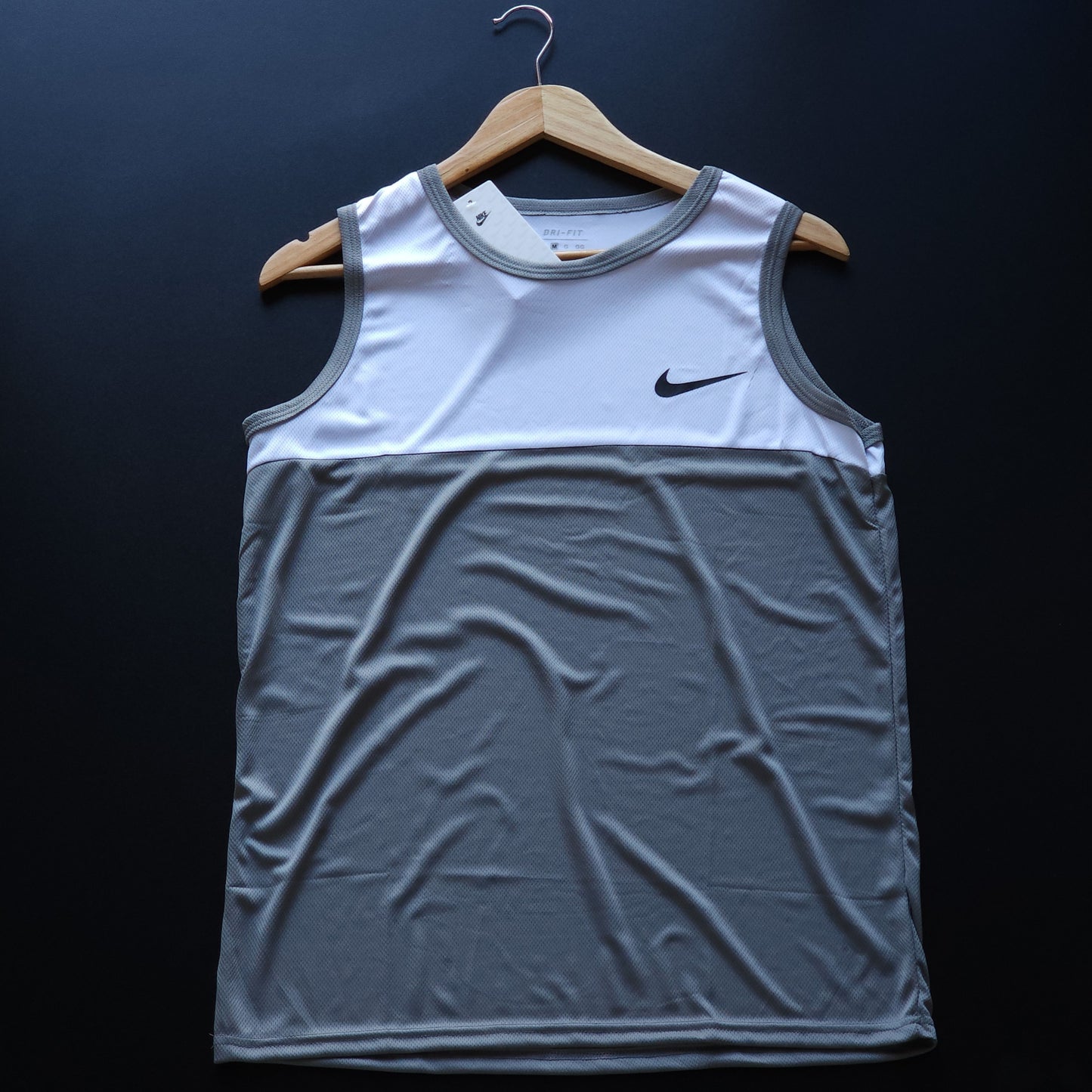 Camiseta regata Dry-Fit Grão de Arroz