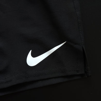 Short Elastano Preto Zíper Lateral