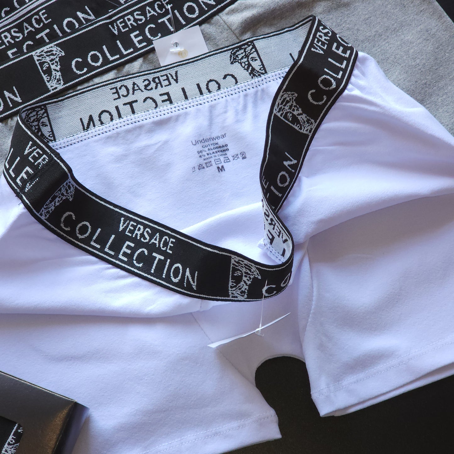 1 GRADE (12 CUECAS) PREMIUM 3 CORES - (4 CAIXINHAS GRÁTIS)