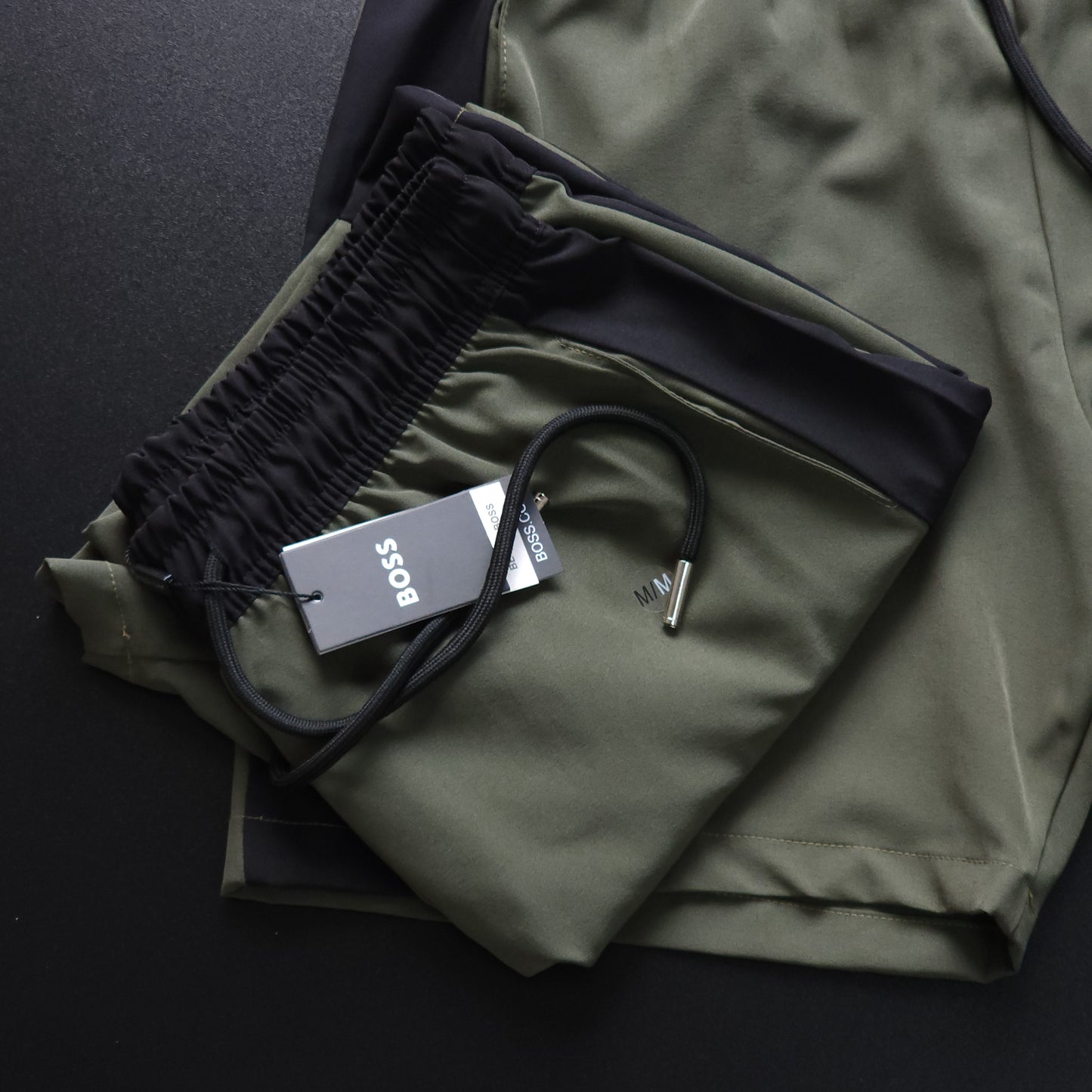 SHORT MAURICINHO LINHA LUXO - VERDE MILITAR