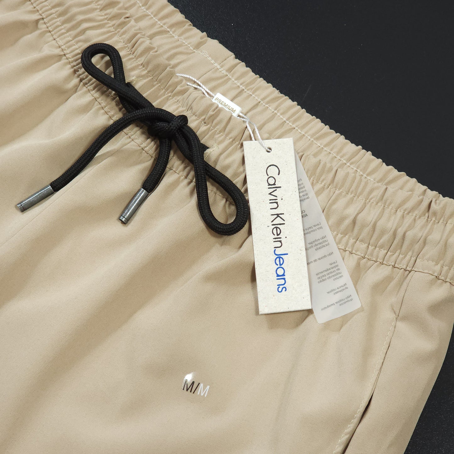 SHORT MAURICINHO LINHA LUXO - BEGE