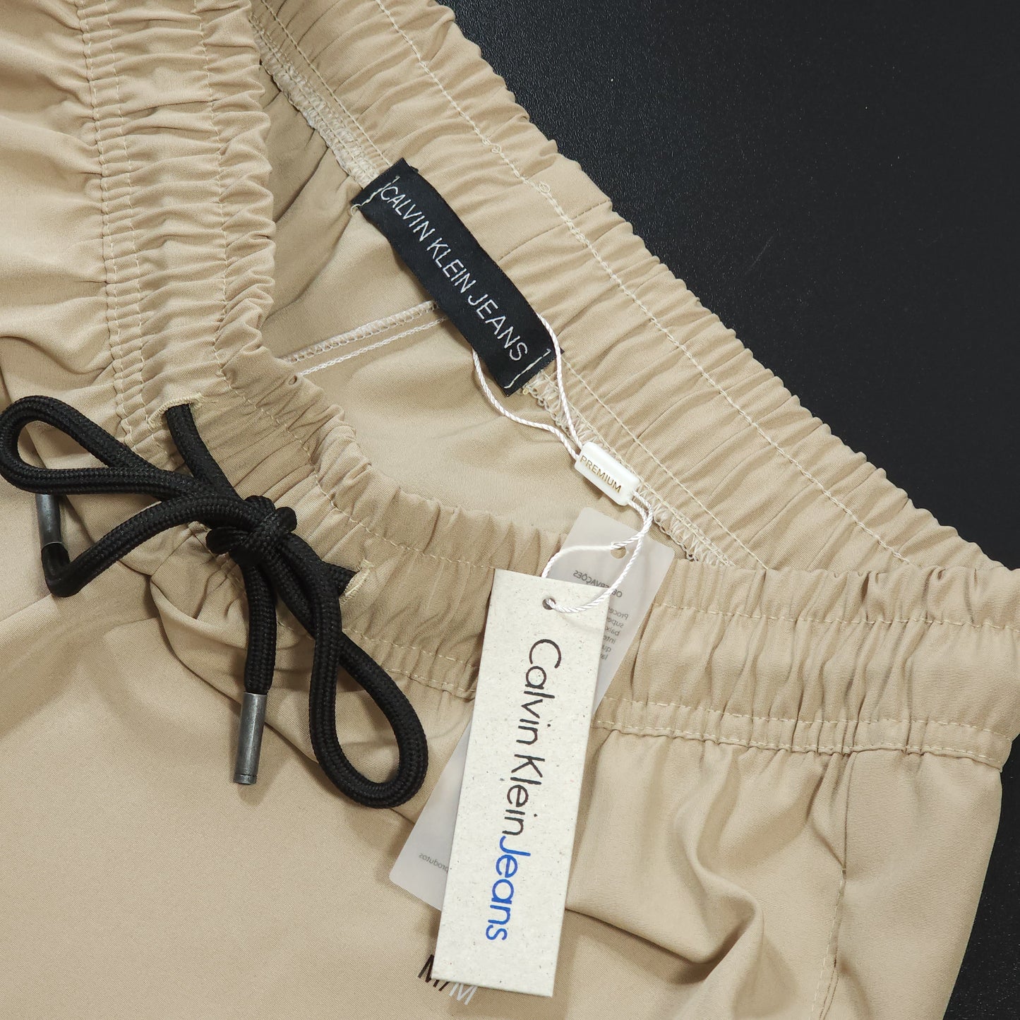 SHORT MAURICINHO LINHA LUXO - BEGE