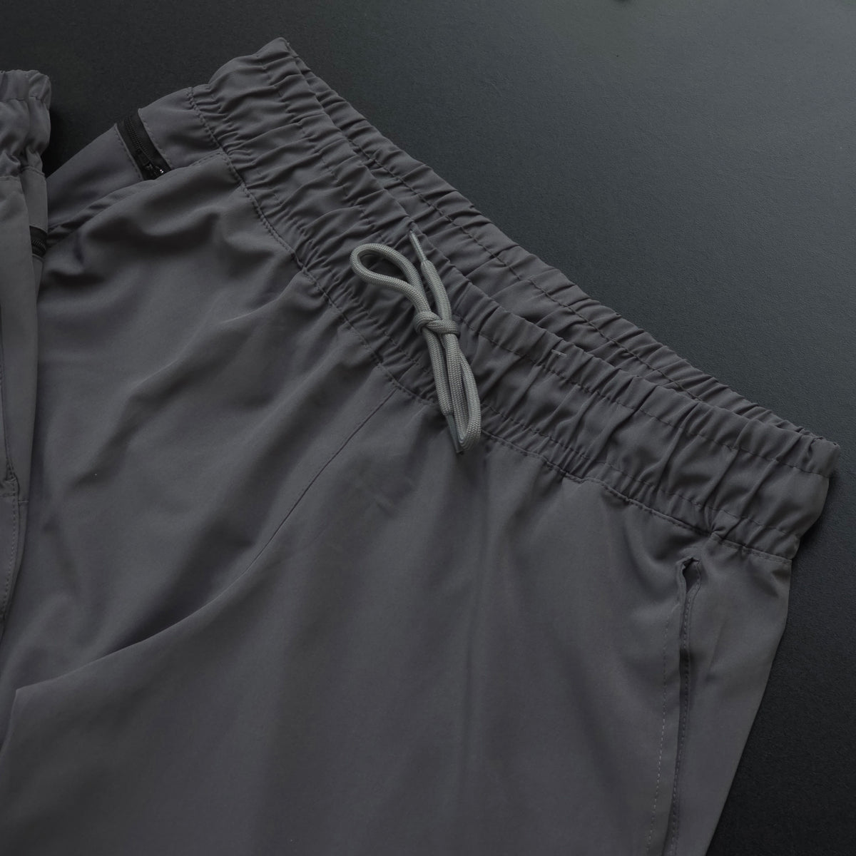 Short Elastano Zíper Lateral - Cinza