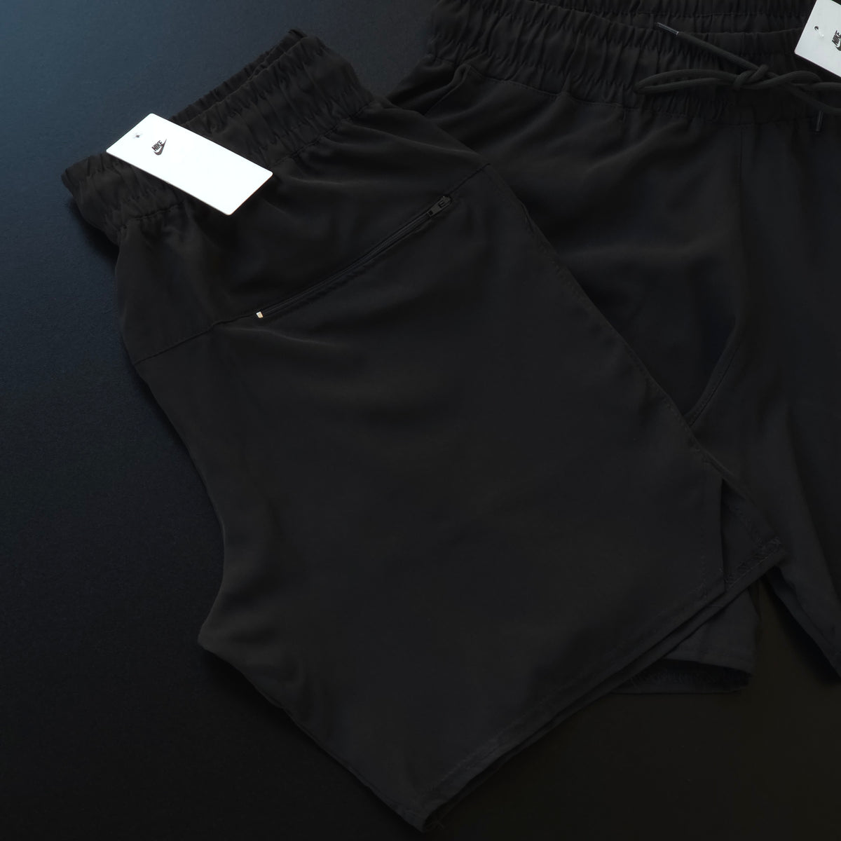 Short Elastano (Bolso Traseiro Com Zíper) - Preto