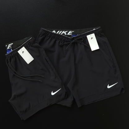 Short Elastano  - Preto
