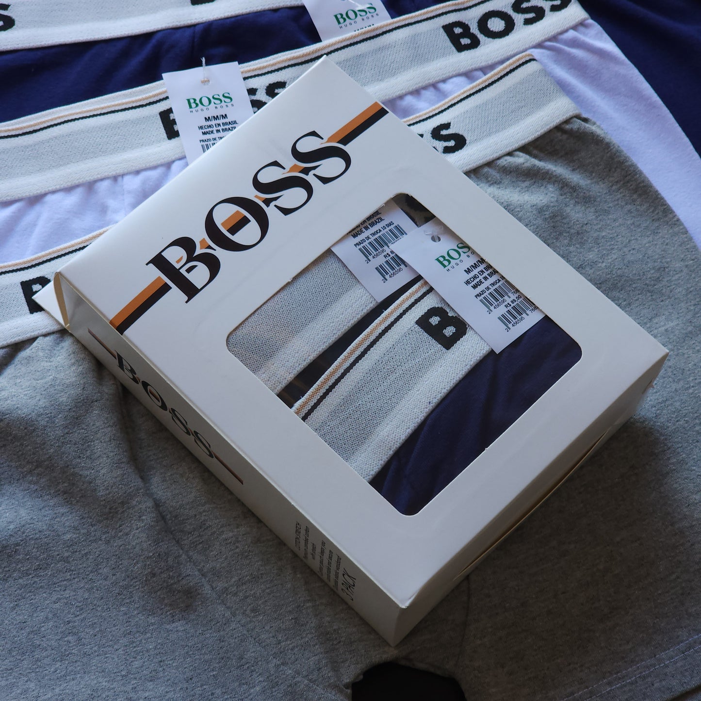 1 Grade LINHA PREMIUM (12 cuecas) com 2 cores + 4 caixinhas GRÁTIS