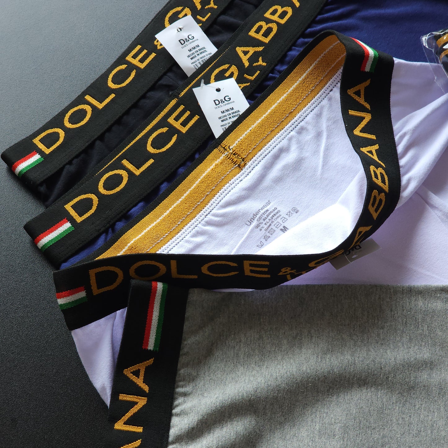 1 GRADE (12 CUECAS) PREMIUM COM 3 CORES SORTIDAS - (4 SAQUINHOS GRÁTIS)