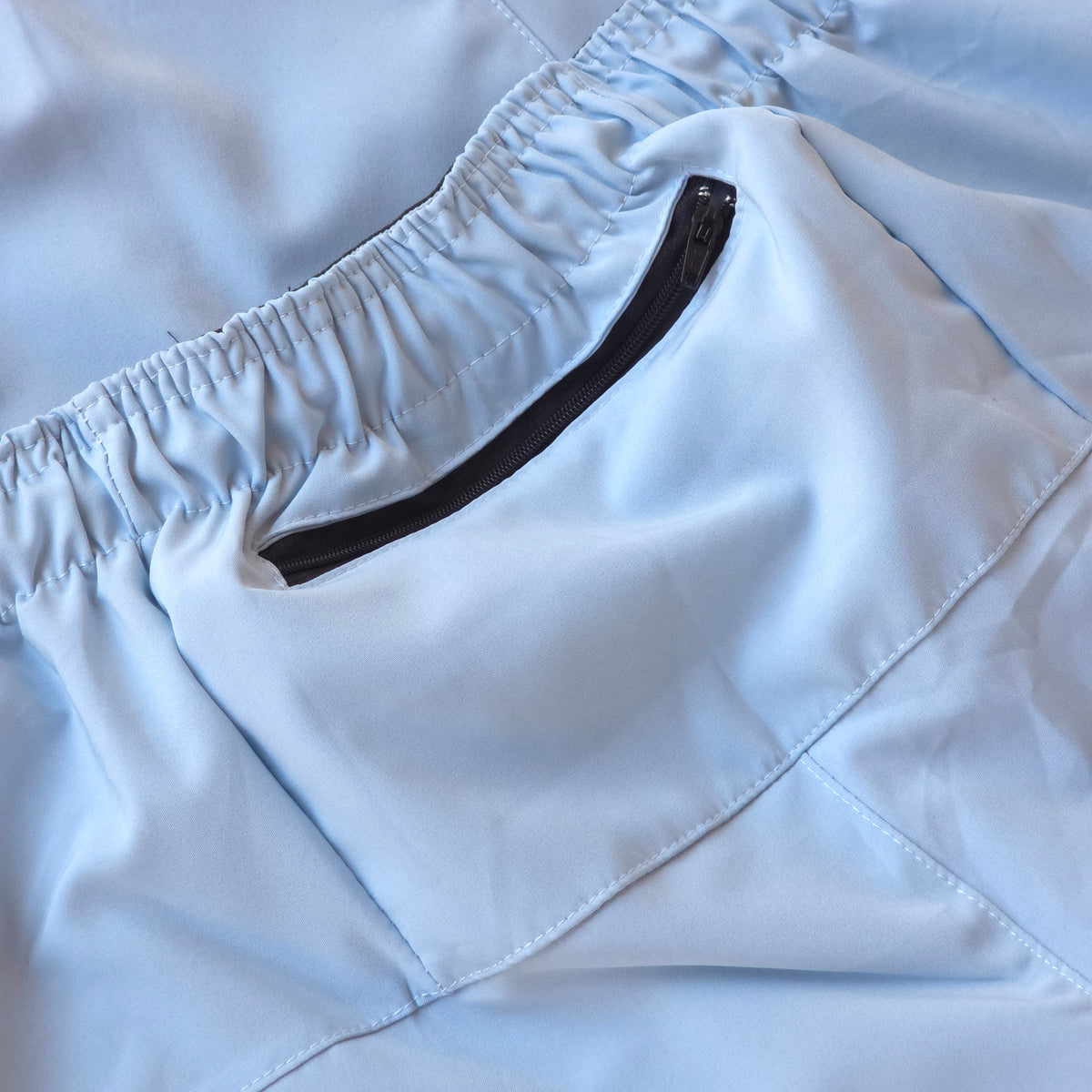 Short Elastano (Bolso Traseiro Central Com Zíper) - Azul Bebê – SE336