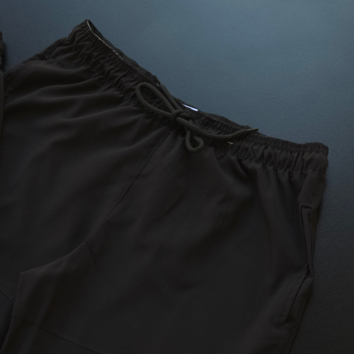 Short Elastano (Bolso Traseiro Central Com Zíper) - Preto – SE337