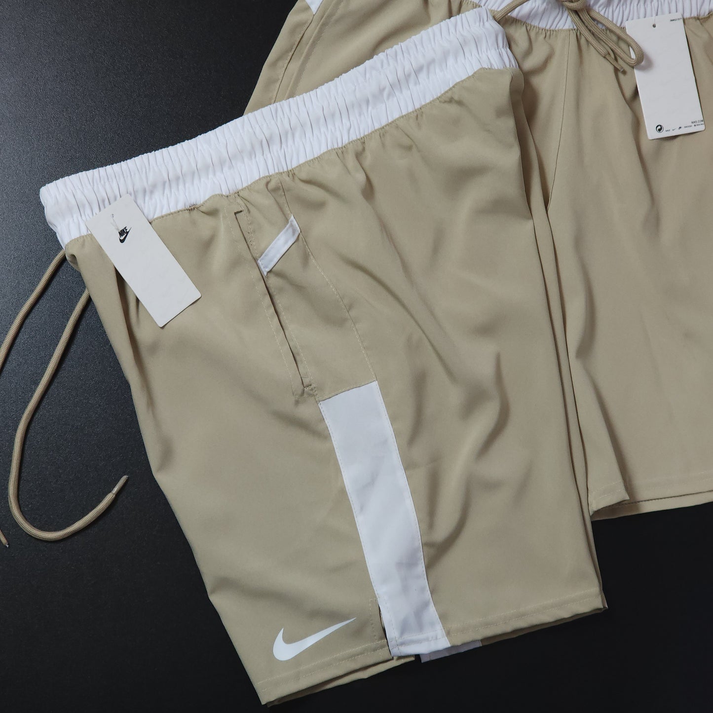 Short Elastano - Bege