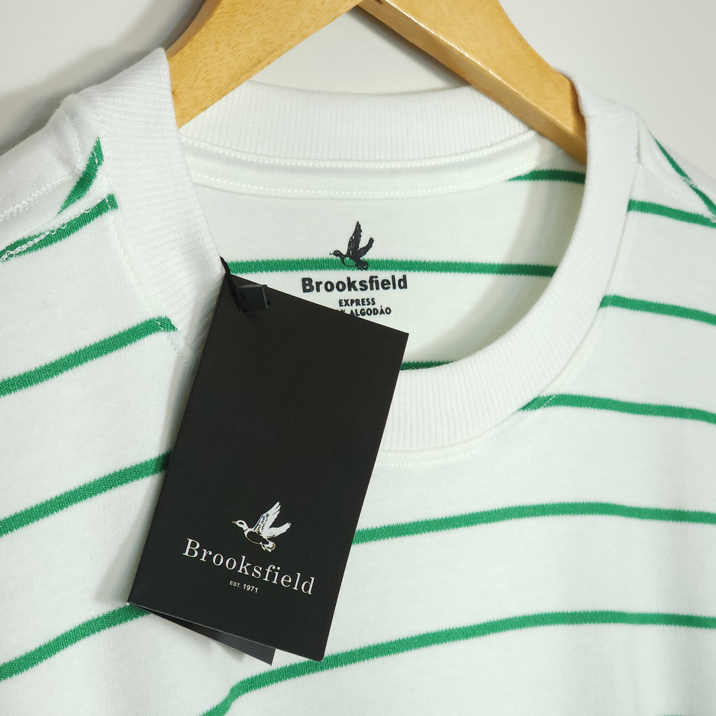 Camiseta Malha Suedine Gold - 220 de gramatura