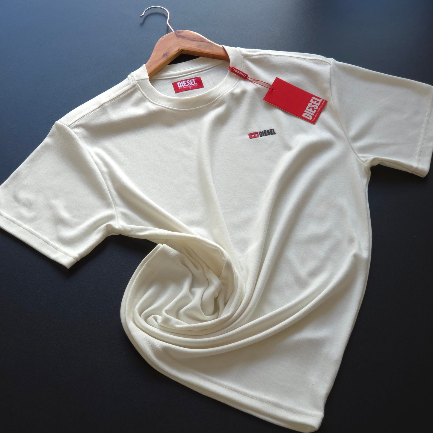 Camiseta Malha Suedine Gold - 220 de gramatura