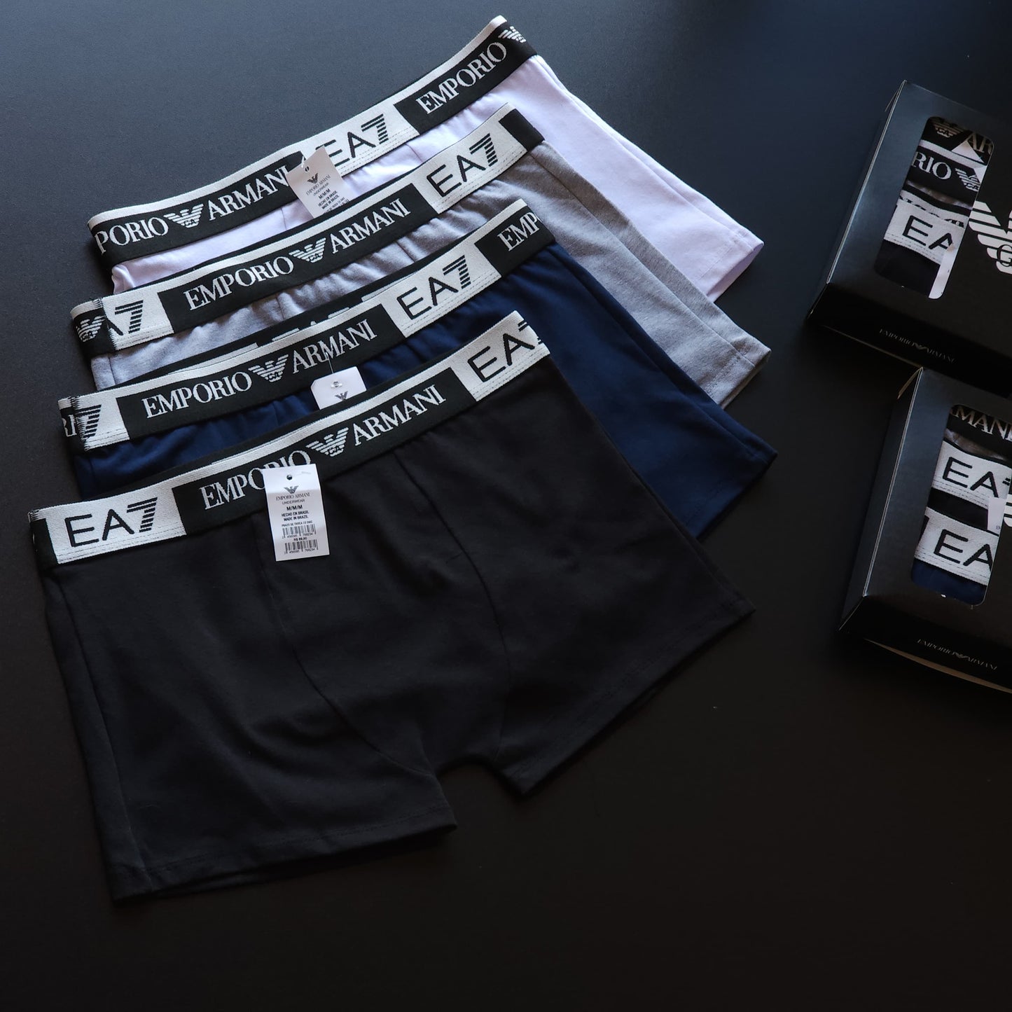 1 Grade LINHA PREMIUM (12 cuecas) com 3 cores + 4 caixinhas GRÁTIS