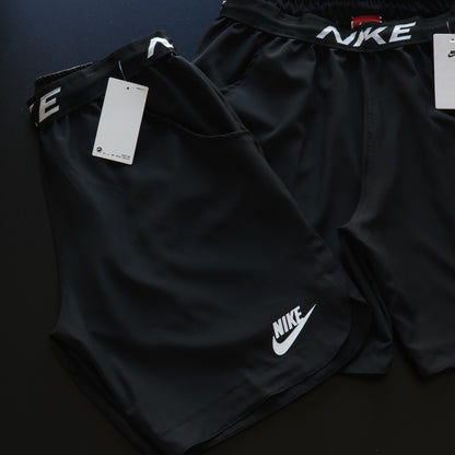 Short Elastano - Preto