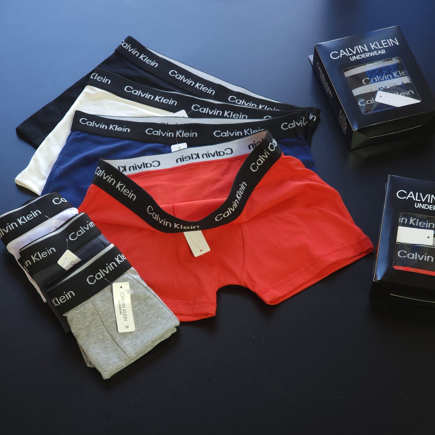 12 CUECAS LINHA LUXO (1 GRADE) 3 CORES - ACOMPANHA 4 CAIXINHAS GRÁTIS.