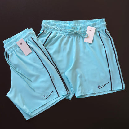 Short Elastano  - Azul Bebê