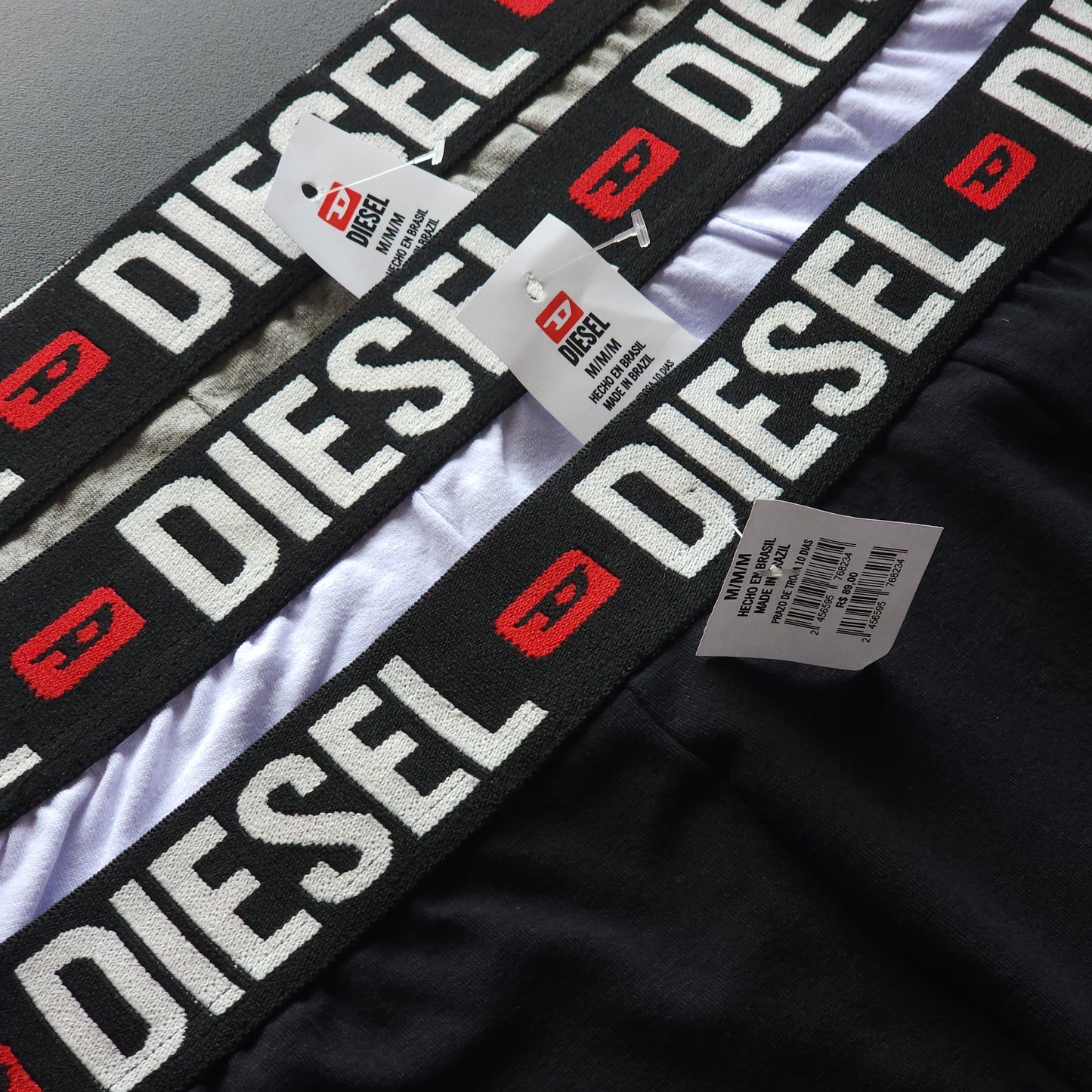 1 GRADE (12 CUECAS) PREMIUM 3 CORES - (4 CAIXINHAS GRÁTIS)