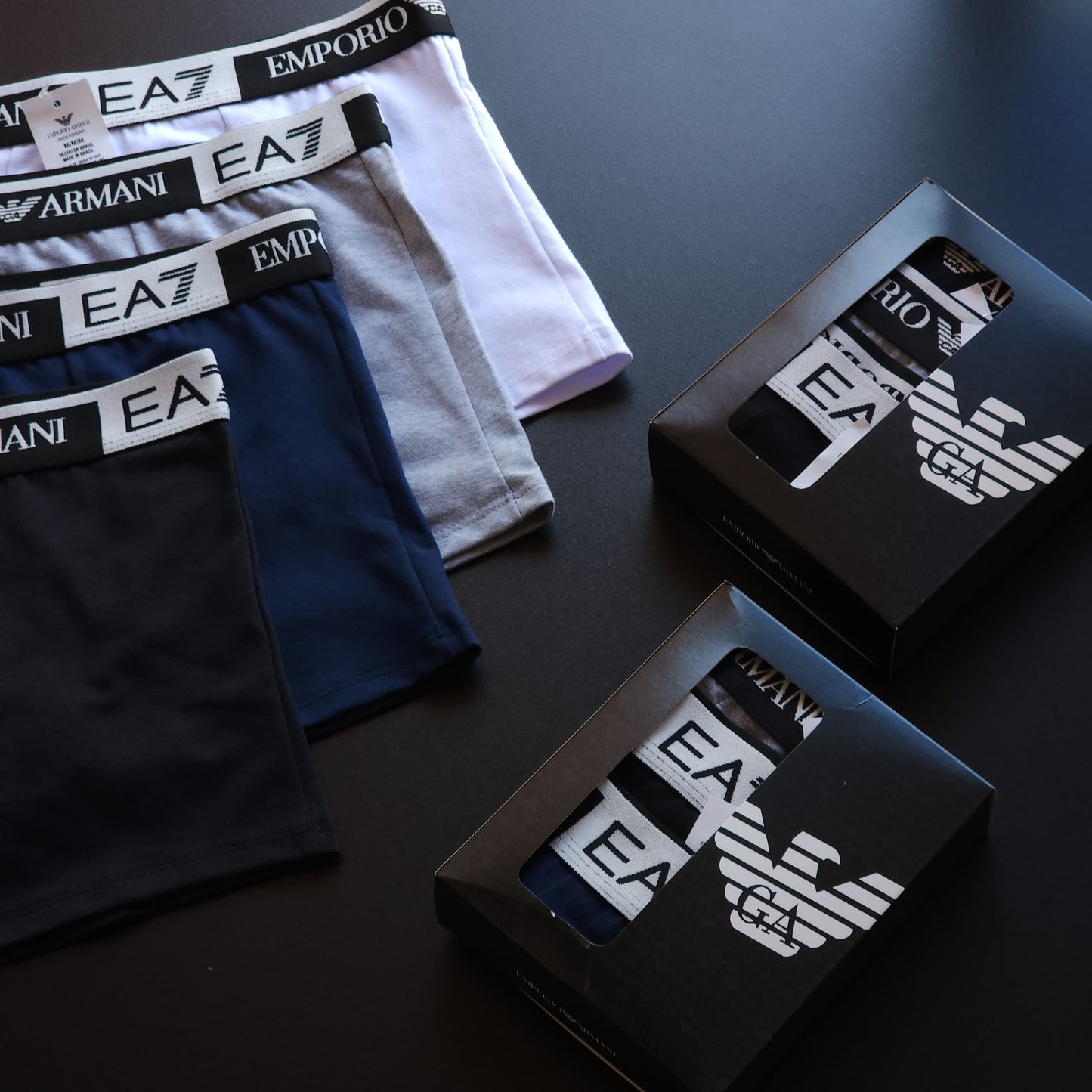 1 Grade LINHA PREMIUM (12 cuecas) com 3 cores + 4 caixinhas GRÁTIS