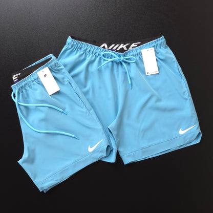 Short Elastano  - Azul Bebê